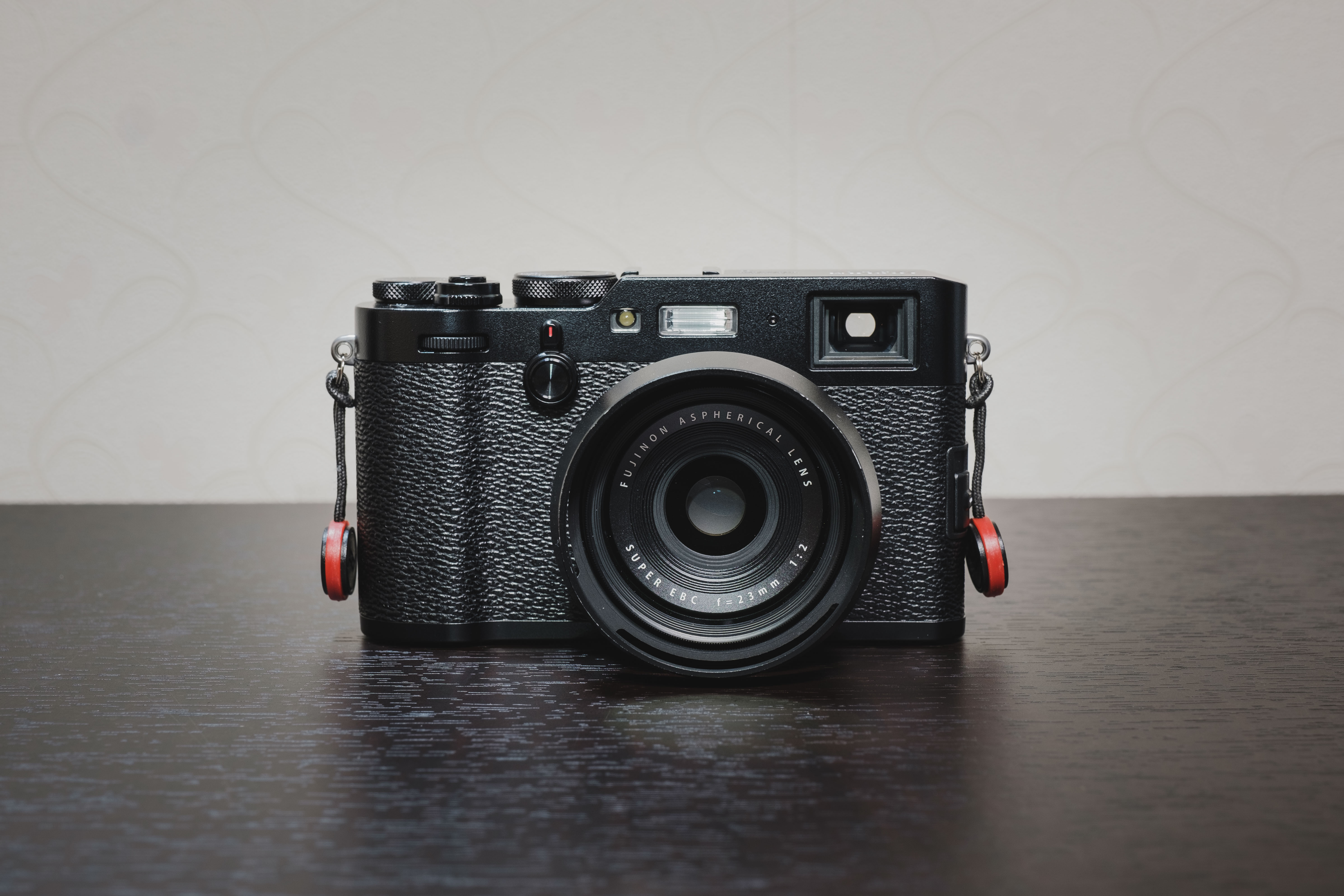 【限定価格】FUJIFILM x100F